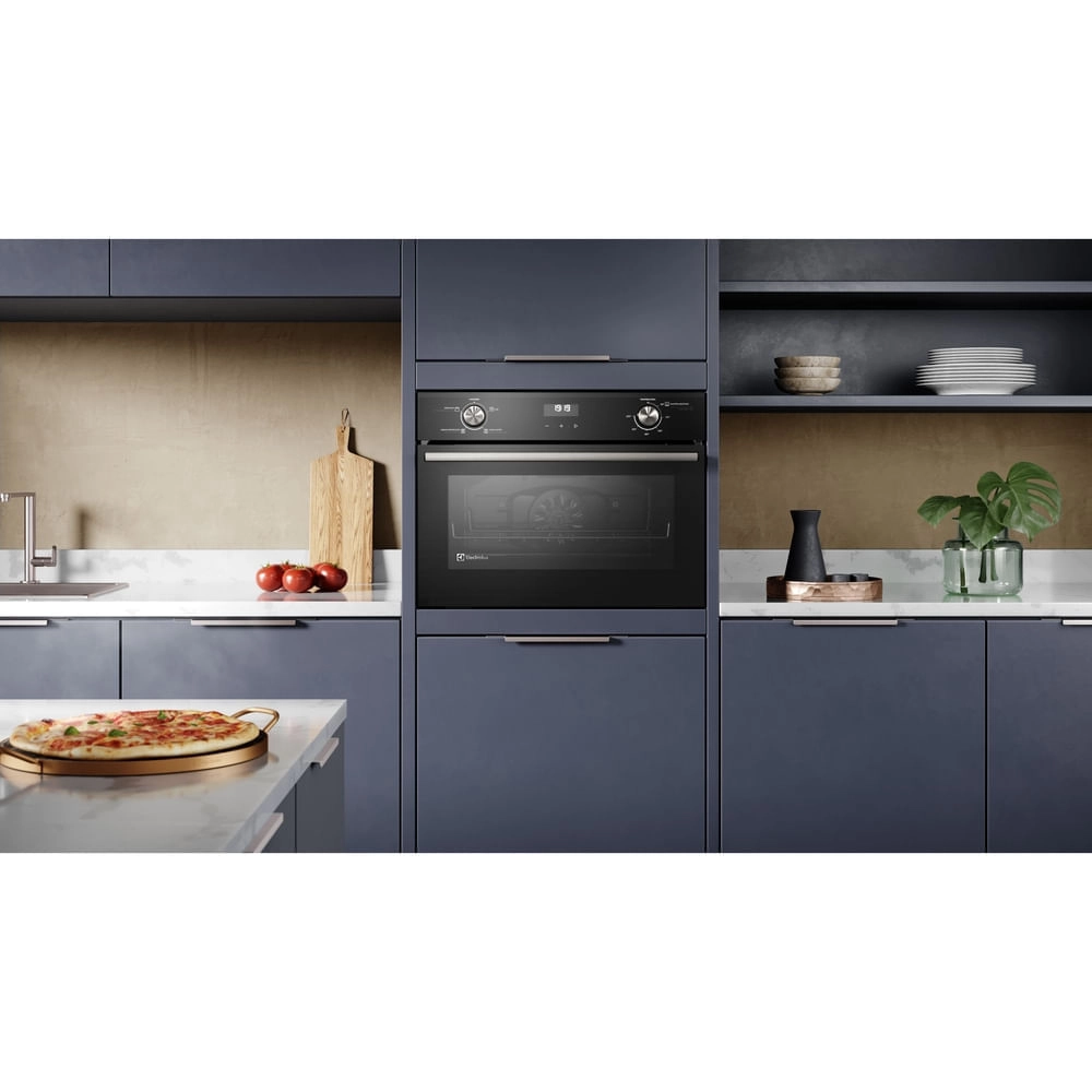 Forno de Embutir Elétrico Electrolux 50L Efficient com PerfectCook360 (OE4EH) 220V