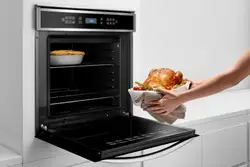 Forno de Embutir Elétrico Brastemp 84 Litros Cor Inox com Convecção e Termômetro Meat Control   - BOT84AR 220V