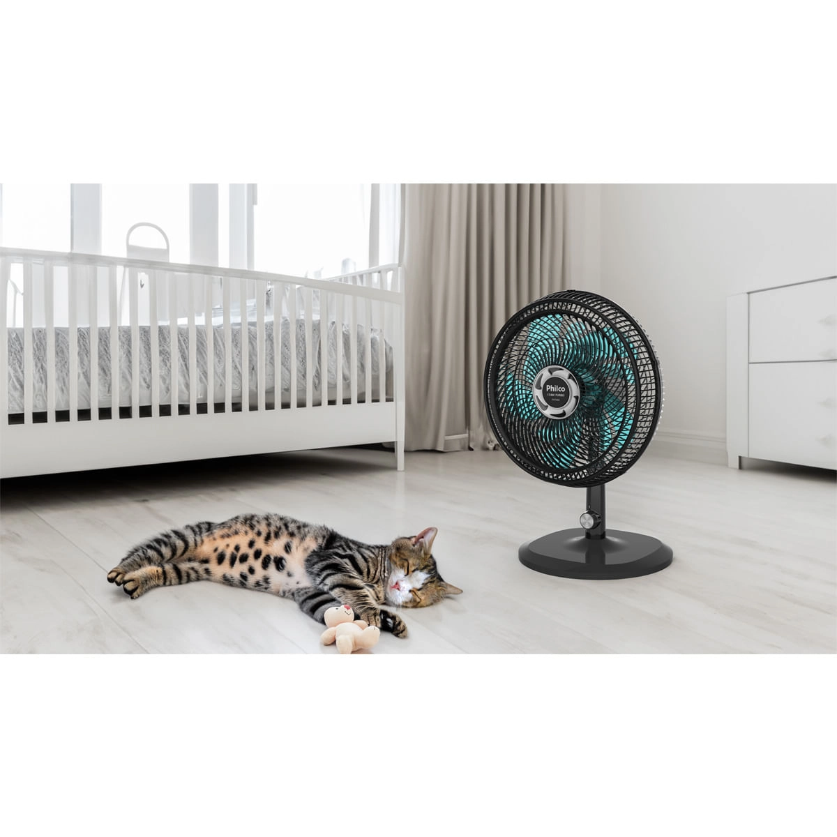 Ventilador Philco PVT466 Tecnologia Maxx Force 174W 220V