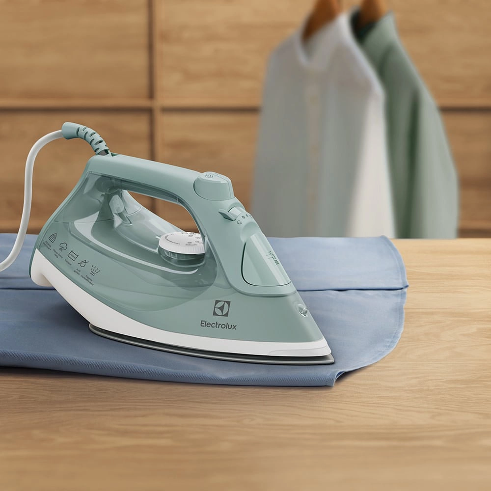 Ferro A Vapor Plancha A Vapor Steam Iron 127v 1000w Verde