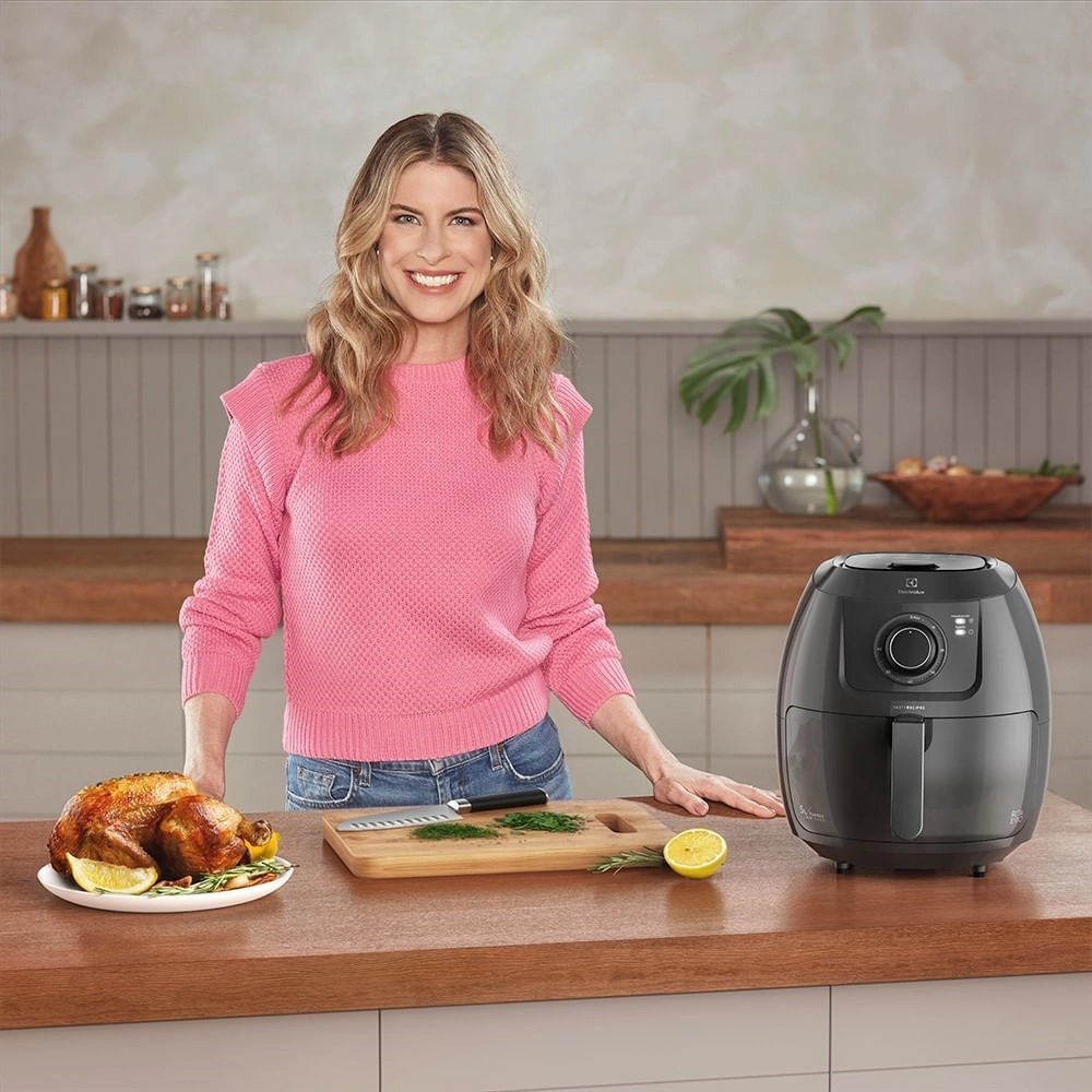 Fritadeira Elétrica Airfryer Family Efficient 5l Grafite (EAF50) 220V